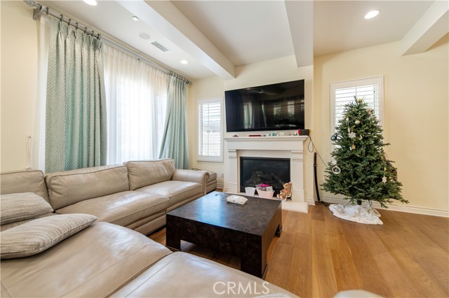 Detail Gallery Image 17 of 35 For 9 Shadybend, Irvine,  CA 92602 - 5 Beds | 4/1 Baths
