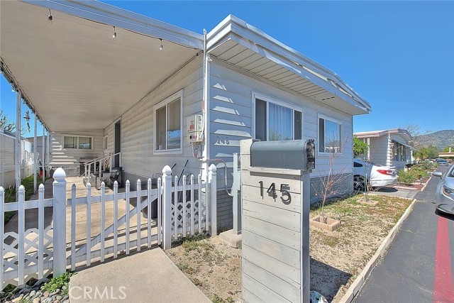 Detail Gallery Image 2 of 34 For 1630 S Barranca, Glendora,  CA 91740 - 2 Beds | 2 Baths