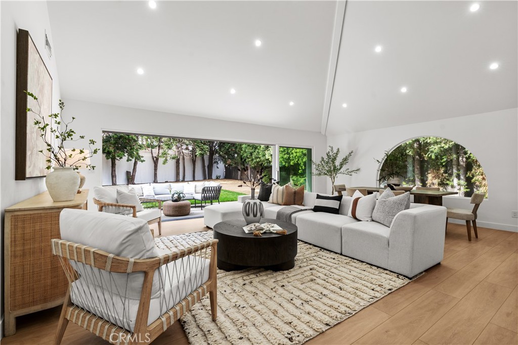 MLS #OC25249060 image #6