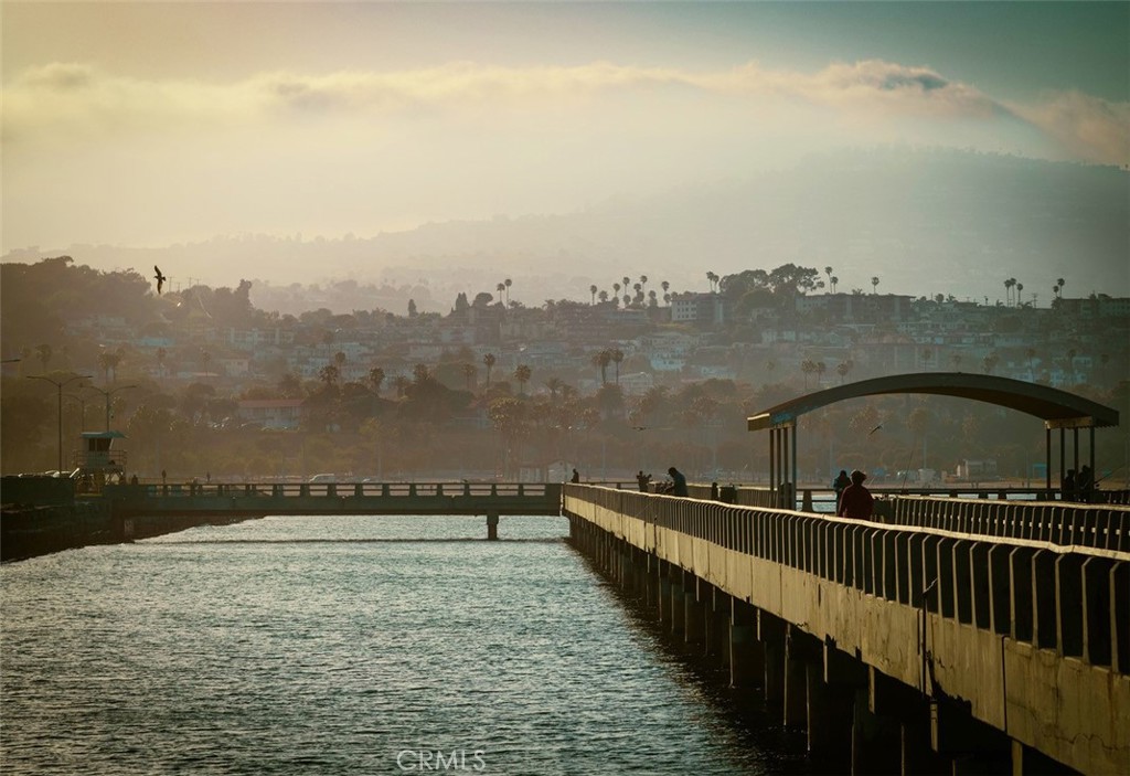 https://media.crmls.org/medias/57fafba1-50e1-442b-96fb-410e5563959c.jpg?preset=X-Large
