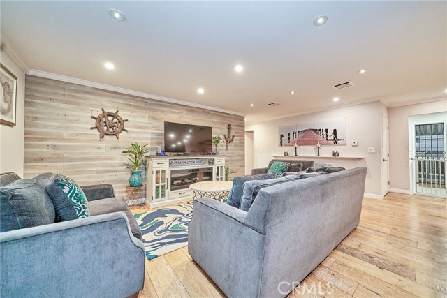 Detail Gallery Image 8 of 31 For 17701 Avalon Blvd #74,  Carson,  CA 90746 - 3 Beds | 2 Baths