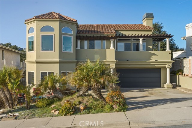 Detail Gallery Image 7 of 75 For 692 Shamrock, Pismo Beach,  CA 93449 - 4 Beds | 3 Baths