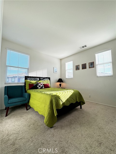 Detail Gallery Image 9 of 13 For 277 Bloomington Ave #235,  Rialto,  CA 92376 - 4 Beds | 2/1 Baths