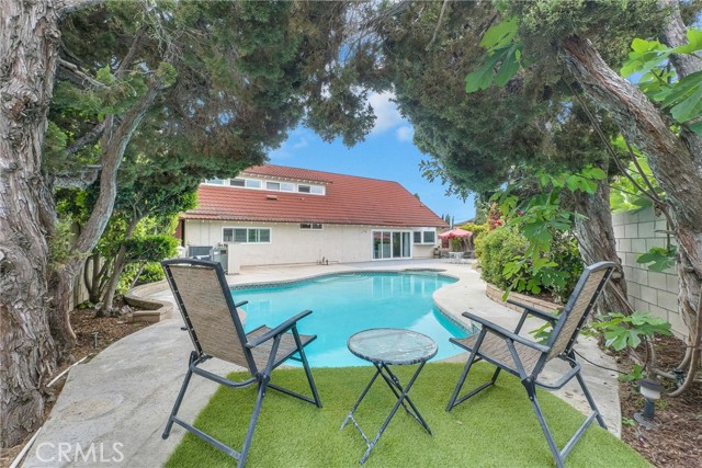 1340 S Scarborough Lane, Anaheim CA: https://media.crmls.org/medias/57fbcc24-cd8d-43da-b230-563a090f2b45.jpg