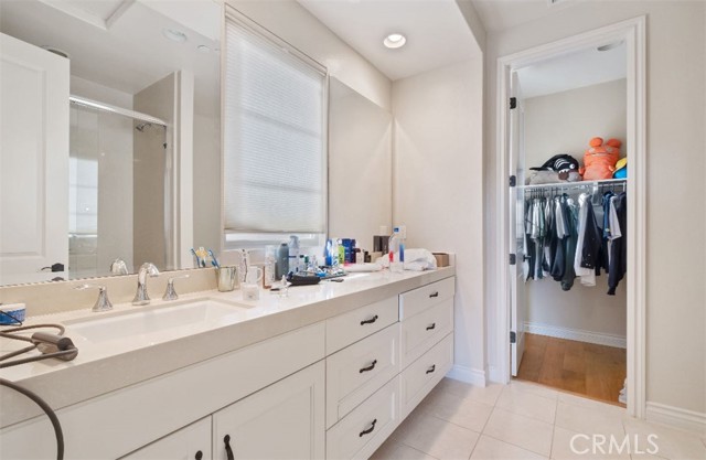 10 Shadybend, Irvine CA: https://media.crmls.org/medias/57fc6dfb-caff-4aa1-abe7-ed04711dfd7b.jpg