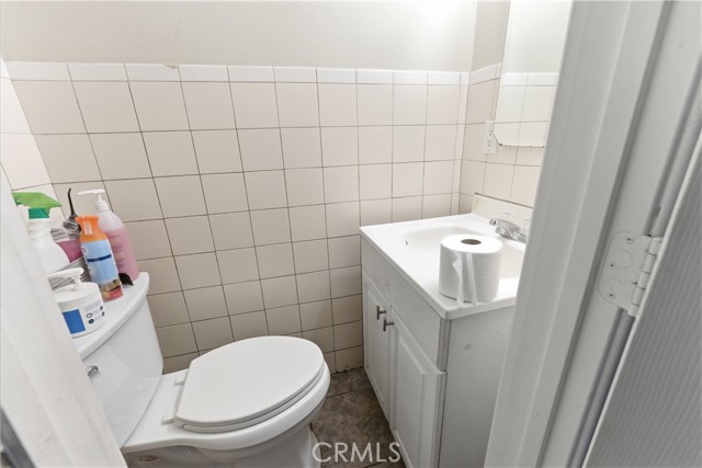 Detail Gallery Image 29 of 34 For 2426 Marty, Santa Ana,  CA 92706 - 3 Beds | 1/1 Baths