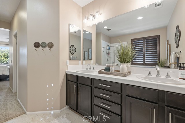 Detail Gallery Image 27 of 43 For 24903 Shadow Ridge Ct, Valencia,  CA 91354 - 4 Beds | 3/1 Baths