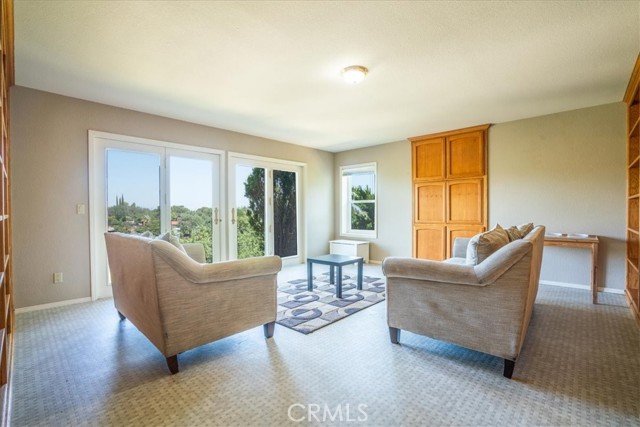 2322 Almond Springs Drive, Paso Robles CA: https://media.crmls.org/medias/57ff614c-eafc-480f-9938-ca15bba41723.jpg
