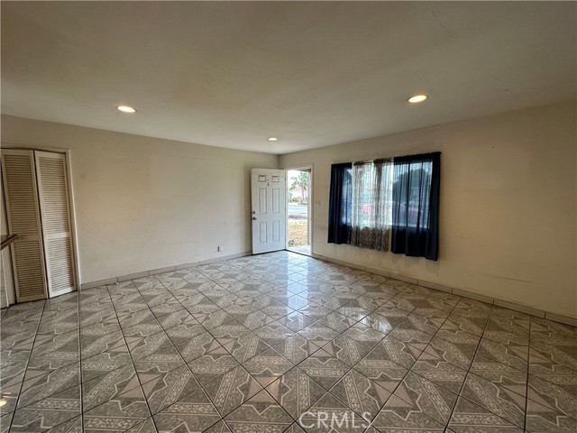 3328 East Clinton Street photo 7