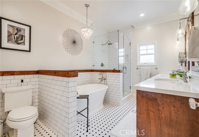 2002 Robinson Street, Redondo Beach, California 90278, 3 Bedrooms Bedrooms, ,2 BathroomsBathrooms,Residential,Sold,Robinson,PV21181666