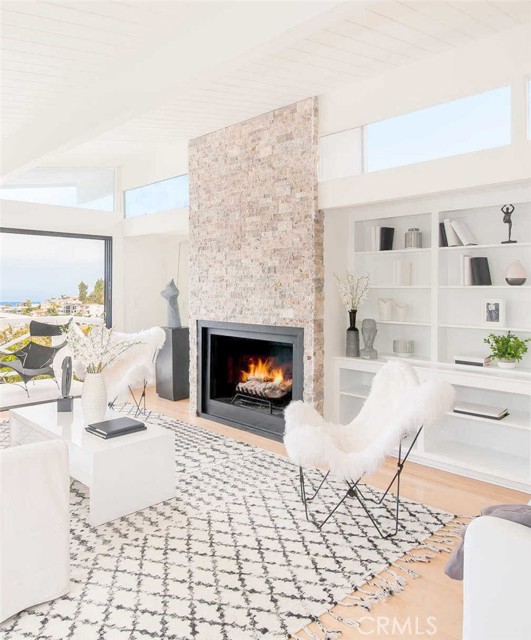 Detail Gallery Image 1 of 1 For 1880 Capistrano Ave, Laguna Beach,  CA 92651 - 3 Beds | 2 Baths