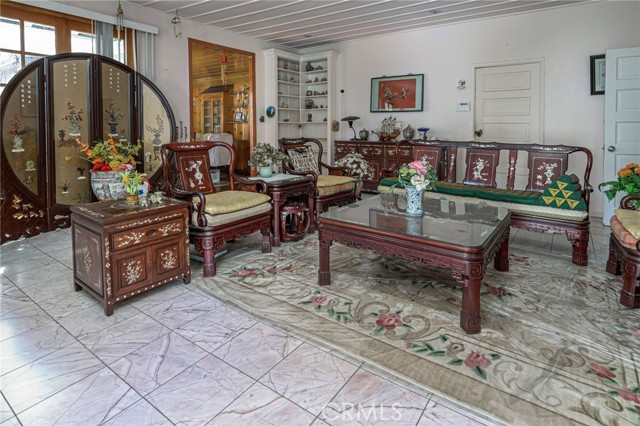 2009 N Commonwealth Avenue, Los Angeles, CA, 90027 2009 N Commonwealth Avenue, Los Angeles, CA, 90027