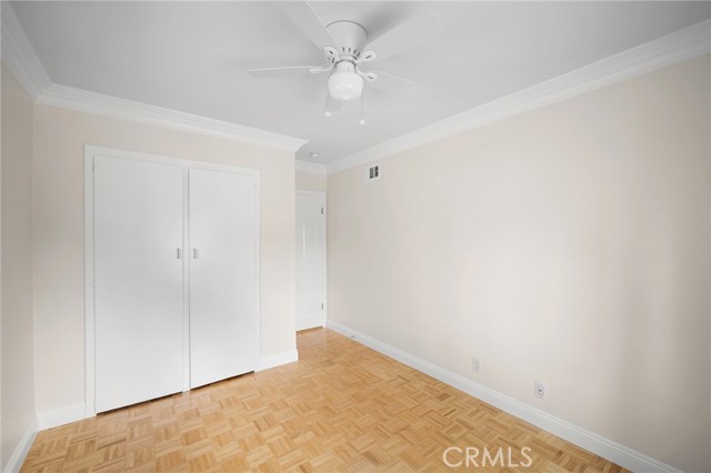 Detail Gallery Image 17 of 32 For 3805 Los Olivos Ln, Glendale,  CA 91214 - 5 Beds | 2 Baths