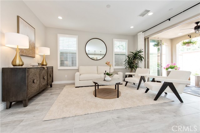 227 Gaspar, Irvine CA: https://media.crmls.org/medias/58028fef-1776-443a-953c-621e058ab95f.jpg