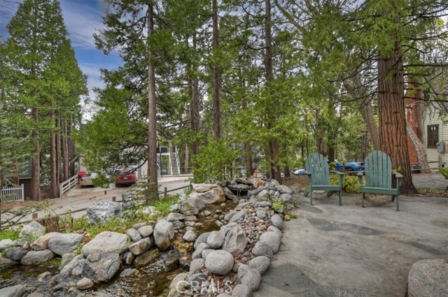 Detail Gallery Image 5 of 17 For 295 Sunset, Lake Arrowhead,  CA 92352 - 3 Beds | 2 Baths