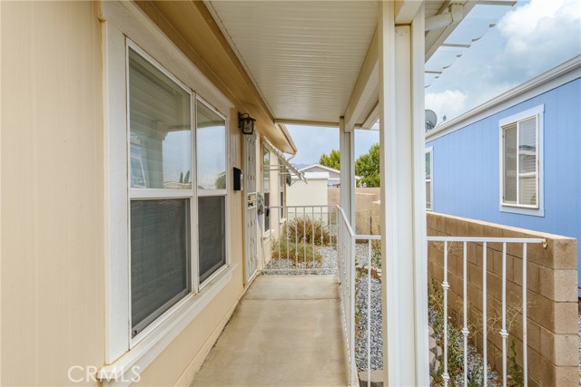 Detail Gallery Image 3 of 34 For 22241 Nisqually Rd #143,  Apple Valley,  CA 92308 - 3 Beds | 2 Baths