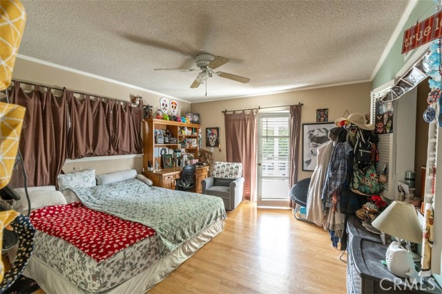 931 5th Street, Hermosa Beach, California 90254, 6 Bedrooms Bedrooms, ,2 BathroomsBathrooms,Residential,Sold,5th,SB22187324
