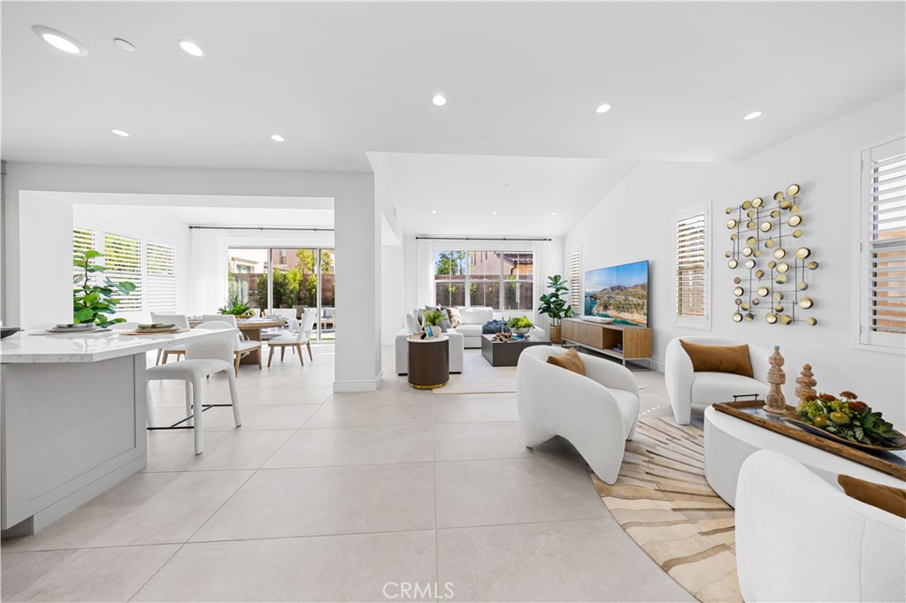 MLS #OC25246259 image #5