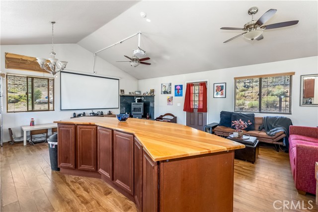 Detail Gallery Image 17 of 56 For 46076 Rustic Canyon Rd, Big Bear City,  CA 92314 - 3 Beds | 2 Baths