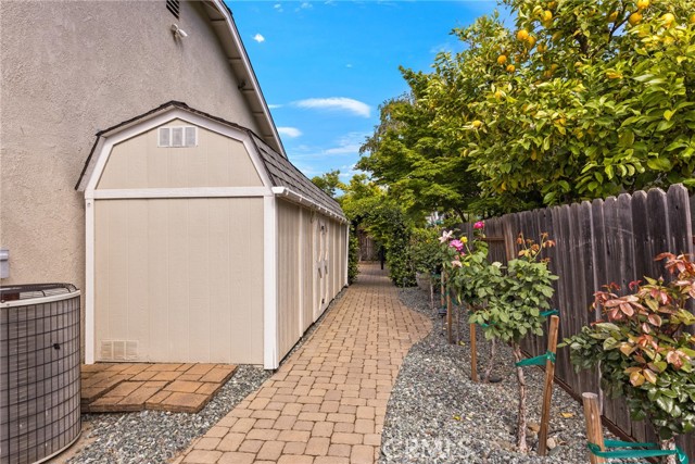 Detail Gallery Image 31 of 37 For 3043 Ceanothus Ave, Chico,  CA 95973 - 4 Beds | 2/1 Baths