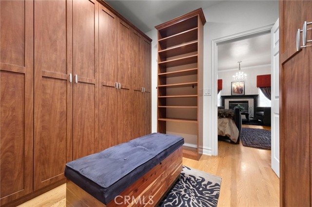 Detail Gallery Image 36 of 72 For 8905 Saint Cloud Ln, Bakersfield,  CA 93311 - 4 Beds | 4/1 Baths