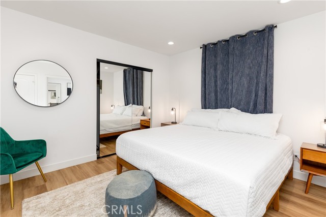 8021 West Boulevard, Inglewood CA: https://media.crmls.org/medias/58044052-a3a8-49e7-9ac3-f2cd644ff433.jpg