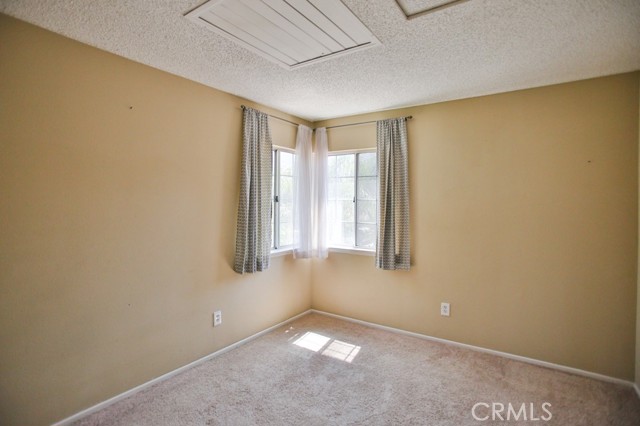 9694 Sycamore Canyon Road, Moreno Valley CA: https://media.crmls.org/medias/5804659d-7075-4a34-a80a-ed39631a9531.jpg