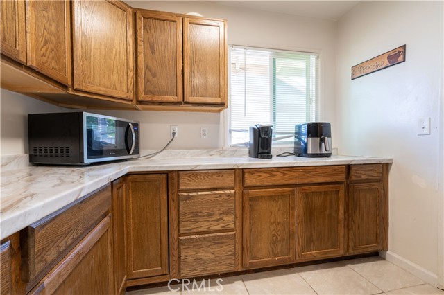 Detail Gallery Image 13 of 21 For 10909 Balboa Bld, Granada Hills,  CA 91344 - 3 Beds | 2 Baths