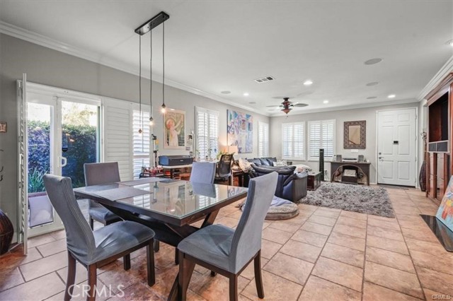 Detail Gallery Image 13 of 28 For 24081 Stone Creek Dr, Valencia,  CA 91354 - 3 Beds | 2/1 Baths