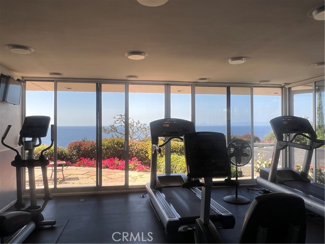 32759 Seagate Drive, Rancho Palos Verdes CA: https://media.crmls.org/medias/58068394-7866-407d-bb8d-c7f72b4118d5.jpg