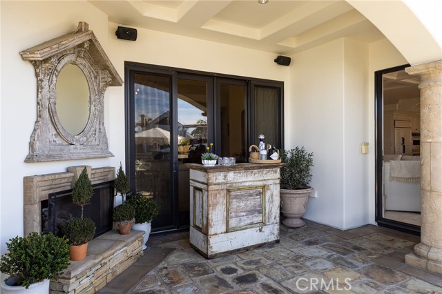 Detail Gallery Image 30 of 38 For 16111 Santa Barbara Ln, Huntington Beach,  CA 92649 - 4 Beds | 5/1 Baths