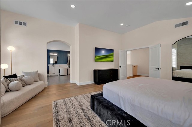 712 S Lost Canyon Road, Anaheim Hills CA: https://media.crmls.org/medias/580af977-deee-45d1-a8d0-29e3a89822c9.jpg