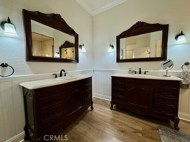 29 Oak Knls, Coto de Caza CA: https://media.crmls.org/medias/580b7119-55f6-4102-a588-3f995410223b.jpg
