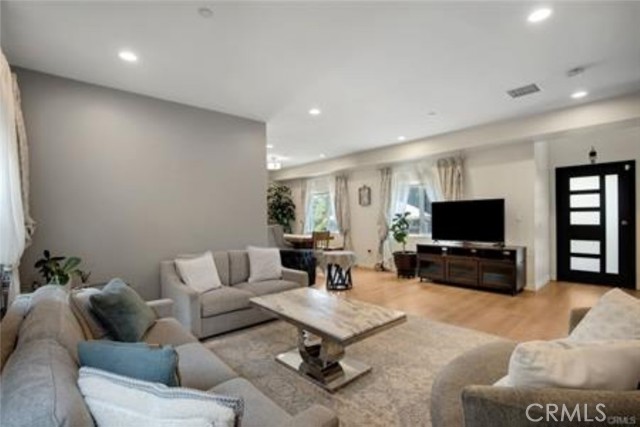 9304 FRANKLIN Street photo 7