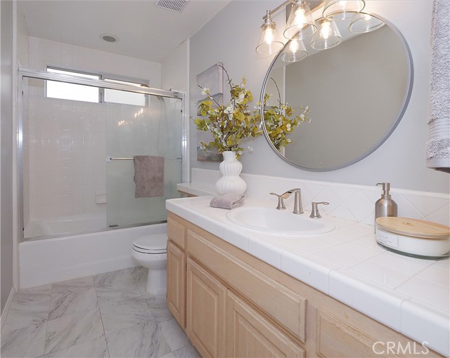 2705 Gates Avenue, Redondo Beach, California 90278, 3 Bedrooms Bedrooms, ,2 BathroomsBathrooms,Residential,Sold,Gates,SB21245963