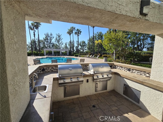1057 S Dewcrest Drive, Anaheim CA: https://media.crmls.org/medias/580bf11f-d050-4cb8-be84-f8fa413ed762.jpg
