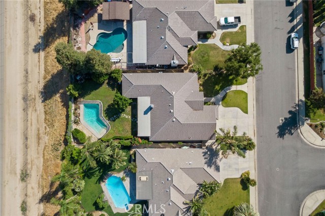 631 Faversham Way, Bakersfield CA: https://media.crmls.org/medias/580c6047-0f54-4650-a22c-c1614c2f6125.jpg