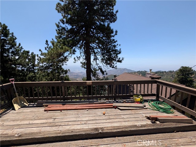 31487 Old City Creek, Running Springs, CA 92382