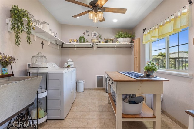 4742 Crow Road, Oakdale CA: https://media.crmls.org/medias/580ca5d3-019b-4109-8704-20a8c095176e.jpg