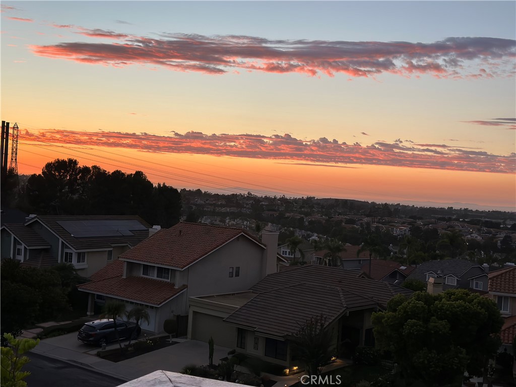 https://media.crmls.org/medias/580d46c5-6ad5-4329-b287-aec494406500.jpg?preset=X-Large