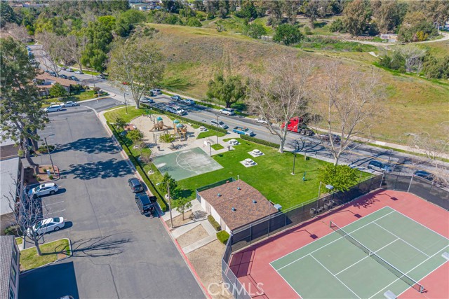 Detail Gallery Image 45 of 59 For 24430 Nicklaus Dr #L2,  Valencia,  CA 91355 - 3 Beds | 3 Baths