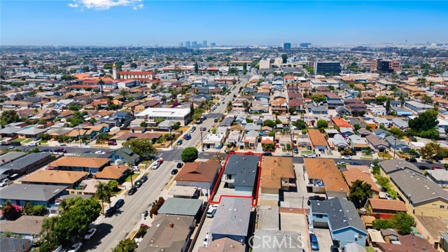 11726 Freeman Avenue, Hawthorne CA: https://media.crmls.org/medias/580e2371-acd1-49e5-9cc8-7b832b44a2ed.jpg