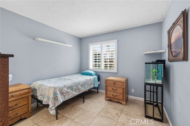 Detail Gallery Image 28 of 54 For 6021 Ivory Cir, Huntington Beach,  CA 92647 - 4 Beds | 2 Baths