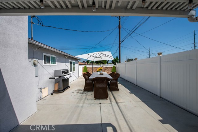 Detail Gallery Image 24 of 31 For 16420 Flanders St, Granada Hills,  CA 91344 - 3 Beds | 2 Baths
