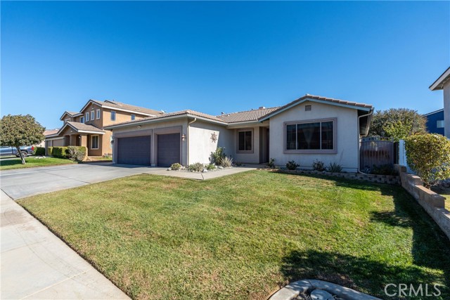 Detail Gallery Image 1 of 45 For 1166 Gainesway Cir, Beaumont,  CA 92223 - 3 Beds | 2 Baths