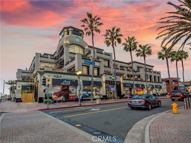 Detail Gallery Image 55 of 62 For 316 6th, Huntington Beach,  CA 92648 - 3 Beds | 3/1 Baths
