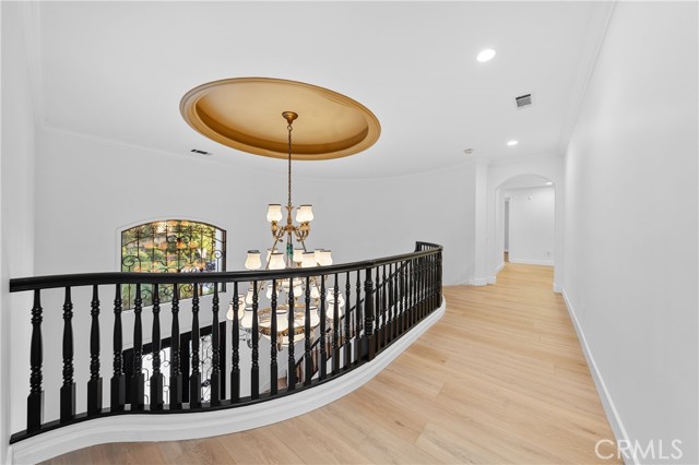 5418 Amber Circle, Calabasas CA: https://media.crmls.org/medias/580fffb3-9509-4eba-981c-c931cde7eb82.jpg