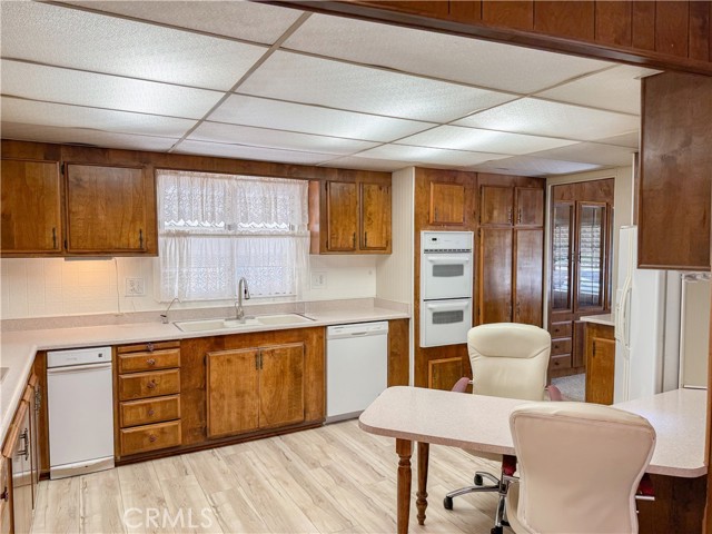 Detail Gallery Image 18 of 39 For 8536 Kern Canyon #218,  Bakersfield,  CA 93306 - 3 Beds | 2 Baths