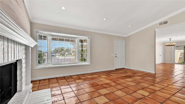 Detail Gallery Image 8 of 75 For 17452 Mayor Ln, Huntington Beach,  CA 92647 - 3 Beds | 2 Baths