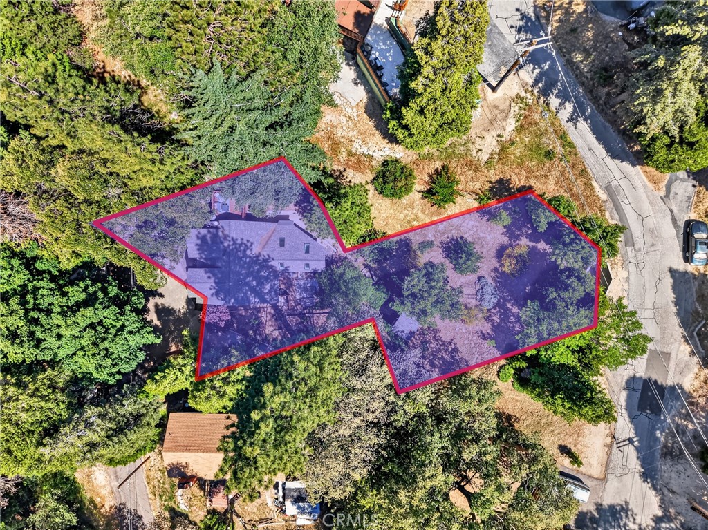 https://media.crmls.org/medias/581172f8-4998-46ee-9f95-f1409604128f.jpg?preset=X-Large